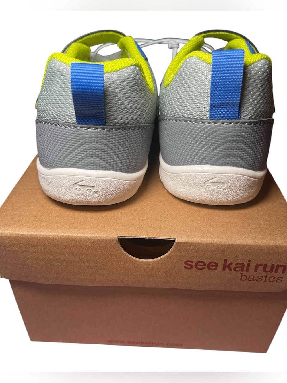 See Kai Run Basics Tenny Sneakers Toddler Boys Size 11 Gray Blue Lime Green NWT - Picture 4 of 6